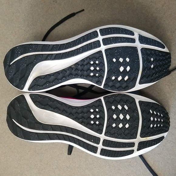 Nike Air Running Shoes - Picture 9 of 11